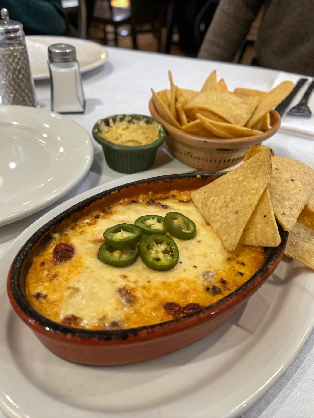 Mexican Restaurant-Style Cheese Dip